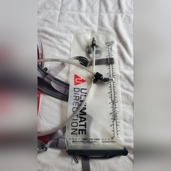 NEW - ULTIMATE DIRECTION Hydrapak with water bladder, Water Hydration Backpack - Picture 5 of 7